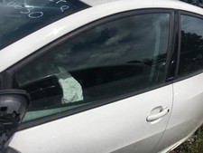 Vitre gauche seat d'occasion  Cerizay