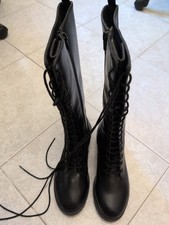 Stivali ragazza usato Stivali ragazza usato  Catania