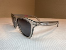New oakley 009245 for sale  San Jose