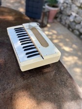 Orgue électronique blanc d'occasion  Rognes
