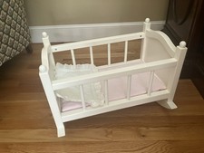 Usado, Berço de boneca de brinquedo infantil Pottery Barn madeira branca 18” boneca casa de brincar cama comprar usado  Enviando para Brazil