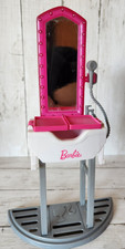 2018 barbie day d'occasion  Expédié en Belgium