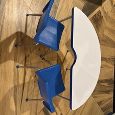 Mesa e cadeiras de mesa escolar boneca American Girl com caixa American Girl! comprar usado  Enviando para Brazil