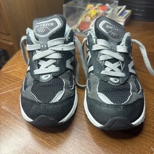 Tênis esportivo New Balance 990 – Usado comprar usado  Enviando para Brazil