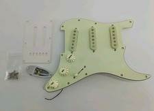 Squier standard stratocaster d'occasion  Expédié en Belgium