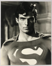 Christopher Reeve no Superman foto de imprensa original 8x10 belo ator super-herói comprar usado  Enviando para Brazil