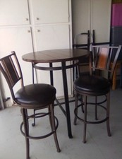 Conjunto de mesa e cadeiras de bar, mesa de bar redonda com 2 banquetas de bar comprar usado  Enviando para Brazil