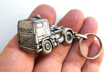 Ancien porte cle d'occasion  Jœuf