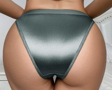 Glossy teal wet d'occasion  Expédié en Belgium