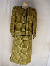 Tailleur jupe pierre d'occasion  Seyssel