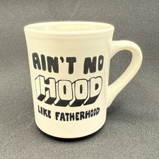 Caneca "Ain’t No Hood Like Fatherhood" 10 oz - Dia dos Pais Pai comprar usado  Enviando para Brazil