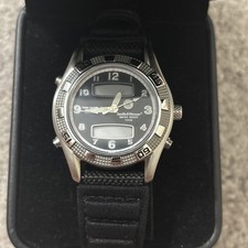 RARO relógio masculino analógico-digital Smith & Wesson Sawm7009. Alarme. Precisa de bateria comprar usado RARO relógio masculino analógico-digital Smith & Wesson Sawm7009. Alarme. Precisa de bateria comprar usado  Enviando para Brazil