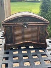 Caixa de tesouro de madeira decorada com cobre e bambu 10”X8”X7”  comprar usado Caixa de tesouro de madeira decorada com cobre e bambu 10”X8”X7”  comprar usado  Enviando para Brazil