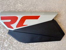 BRP OEM CAN AM MAVERICK X3 PORTA RH Frente Vermelha Quadro Passageiro XRC RC Cinza Inferior comprar usado  Enviando para Brazil