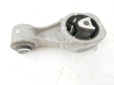 Supporto gomma motore usato Supporto gomma motore usato  Venetico