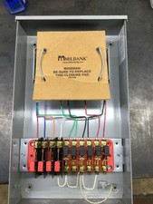 Soquete medidor contínuo Milbank UC7445-XL 13 terminais 3 fases 20A comprar usado  Enviando para Brazil