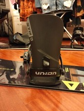 Attacchi snowboard union usato  Genova