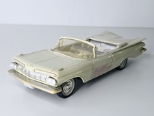 SMP - 1959 Chevrolet Impala conversível - Modelo plástico 1:25 - Usado/danificado comprar usado  Enviando para Brazil