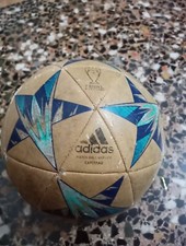 Adidas pallone calcio usato  Genova
