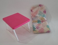 Cadeira Barbie espreguiçadeira almofada e mesa substituição não completa Mattel Vintage ⬇️, usado comprar usado  Enviando para Brazil