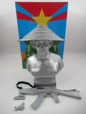Busto de Prata HO CHI MINH: Kozik x Ultraviolence (2007) Galeria Chindogu Exclusiva comprar usado  Enviando para Brazil