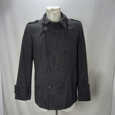 Articolo e4976 cappotto usato Articolo e4976 cappotto usato  Casapesenna