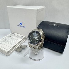 Montre solaire radio d'occasion  Expédié en France