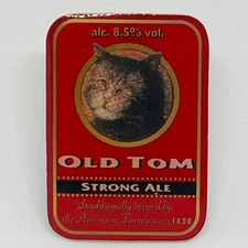 Pin emblema Robinsons Old Tom Strong Ale logotipo cervejaria gato artesanato cerveja escura fabricação comprar usado  Enviando para Brazil