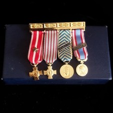 Médailles militaire anciennes d'occasion  Charvieu-Chavagneux