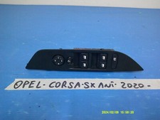 Opel corsa. 2019 usato  Napoli