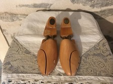 Paire embauchoirs bois d'occasion  Moussan