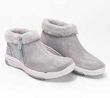 Botas de tornozelo femininas Ryka tamanho 6 camurça repelente de água pele sintética cinza A611240, usado comprar usado  Enviando para Brazil