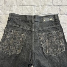 Shorts jeans Ecko Unltd masculino 32 caveiras bordadas a carvão *Leia Desc* comprar usado  Enviando para Brazil