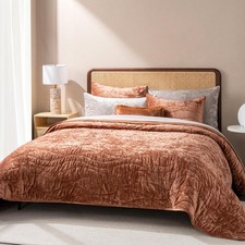 Luxury velvet quilt for sale  Ashford