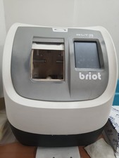 Strumento per ottici usato Strumento per ottici usato  Latina