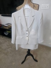Tahari women suit for sale  Frederick