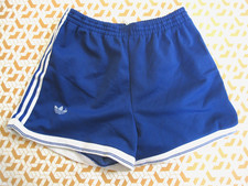 Short adidas bleu d'occasion  Arles