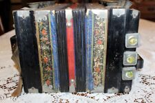 Acordeão antigo vintage (alemão?) com palhetas de metal e decorações de camafeu de metal comprar usado  Enviando para Brazil