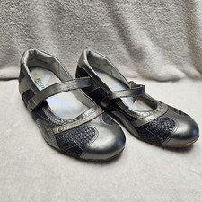 Kumfs shoes 6.5 for sale  New Bloomfield