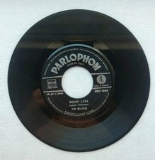The beatles strawberry usato  Trieste