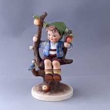 Charmante figurine ancienne d'occasion  Celles-sur-Belle