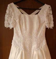 brautkleid lohrengel gebraucht kaufen brautkleid lohrengel gebraucht kaufen Salzweg
