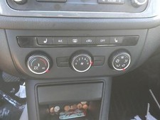 14 assentos aquecidos Volkswagen Tiguan aquecedor controle A/C zona única (climático) comprar usado  Enviando para Brazil