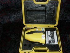 Leica 100m digital for sale  SLEAFORD