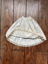 Parisian doll skirt d'occasion  Expédié en Belgium