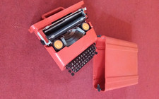 Macchina scrivere olivetti usato  Sondrio