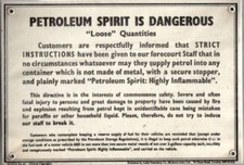 Petroleum spirit dangerous.... d'occasion  Expédié en Belgium