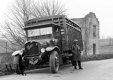 1930 camion ancien d'occasion  Luçon