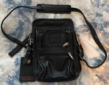 Tumi crossbody bag for sale  Franklin