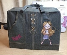 Bratz carry case for sale  WINCHESTER